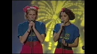 Maria Akraka,Erika Johansson + Idrottsstjärnor - The Locomotion (Lilla Sportspegeln 1993)
