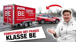 Fahrstunde inkl. Anhänger (Klasse BE) mit Franzi 🚘 | Fischer Academy