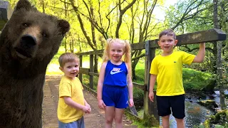 We're Going on a Bear Hunt | Kids Fun Songs | Nursey Song