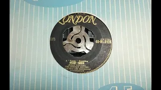 R&B Jiver - THE DOOLEY SISTERS - Heart Throb - LONDON HL 8128 UK 1955 USA Tampa Dancer