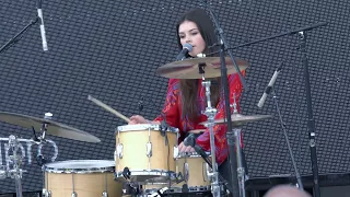 Awake - Elise Trouw - Supergirl Pro concert series