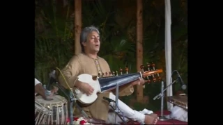 ustad shafaat ahmed khan tabla  Sarod Maestro   Amjad Ali Khan   Raga Darbari Kanhara