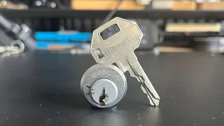 ROBUR Safe Deposit Lock w/gins picked and gutted