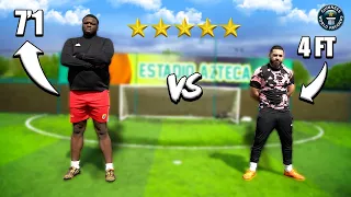 WORLD'S TALLEST vs WORLD'S SHORTEST FOOTBALLER IN SOCCER MATCH!🔥