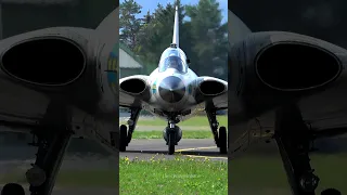 Saab J-35 Draken🐉 spitting fire #shorts