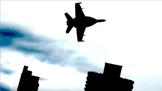 RAAF // F/A-18E/F Super Hornet - EXTREMELY LOW Flyovers NEAR BUILDINGS