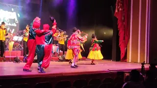 Bailando Chutas Junto a "Alaxpacha" - Ballet Folklórico Nueva Esperanza