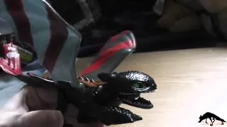 HTTYD Racing Stripes Toothless Dragon Rider Unboxing