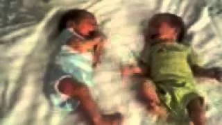 7 days old twins (boy and girl) conversation.Разговор между братом и сестрой.