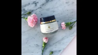 Review of Royal Velvet Day cream by Oriflame| Anti ageing day cream for dry skin | by Shally Gola