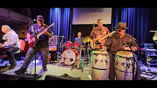 Black Magic Woman-Gypsy Queen-Oye Como Va covered by Heavy Weather - Club Fox  5-4-2024