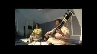 03 Ustd Shahid Parvez In private concert in 2007.wmv shahidparvez-yogeshkatre1