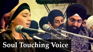 (Soul Touching Voice)Sun Benti Meri -Bibi Parampreet Kaur Ji Delhi Akj