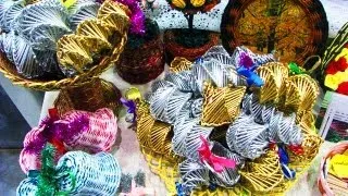 Weaving a Christmas tree decoration from newspapers. Part 1.