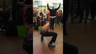A contortionist dancer - Fremont street Las Vegas - Part 2