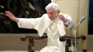 Retiring pope greets cheering crowd