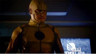 THE FLASH 2x11 Clip #1 - The Reverse Flash Returns (2016) Grant Gustin The CW HD