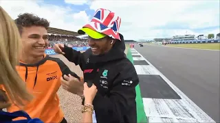 Lewis Hamilton steals Lando Norris's Bucket Hat! Lando's Main Challenge 😂😂😂 | 2022 British GP