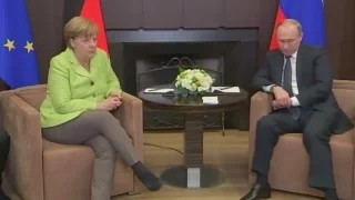 Zu Gast bei Wladimir Putin: Angela Merkel spricht von intensivem Treffen