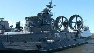 В Петербурге проходит XVIII Международный военно-морской салон