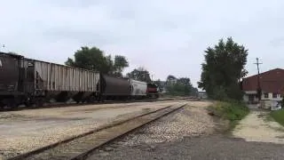 IAIS 156 and CPRS Grain Empties Leaves Peoria, IL - May 27, 2013