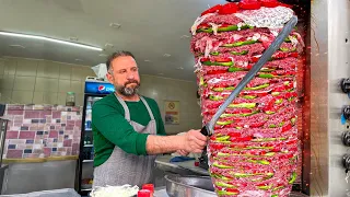 This Is The Most Famous Doner In All Of Istanbul! All Tourists Come Here!