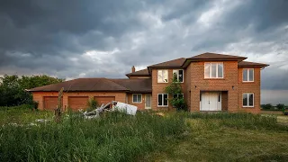 Exploring a 1980s Built Abandoned Country House Worth $10 Million!!