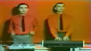 PRIMERA MUSICA ELECTRONICA