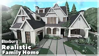 BLOXBURG: Realistic 2-Story Family Home Speedbuild | Roblox House Build