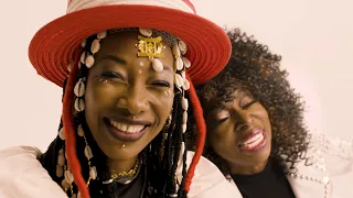 Fatoumata Diawara  -  Somaw feat. Angie Stone (Official video)