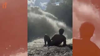 Cauã Reymond, Amaury Lorenzo e Paulo Lessa tomam banho de cachoeira