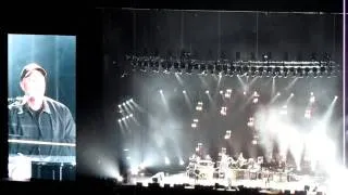 Paul McCartney featuring Billy Joel   I Saw Her Standing There, Yankee Stadium, New York City, July 16, 2011