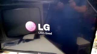 Телевизор LG 42LB720V после грозы висит на заставке.