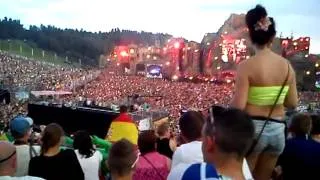 Hardwell's  crazy sit down moment at Tomorrowland 2013