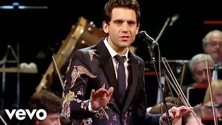 MIKA - Grace Kelly (Mika: Sinfonia Pop) ft. L'Orchestra Sinfonica e Coro Affinis Consort