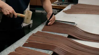 The process of making belt from 100% cowhide. A manufacturing factory specializing in men's wear.