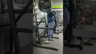 Gym Bro Squats 3 plates for the first time