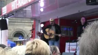 Gunter Gabriel beim Benefiz Keksverkauf in Hannover 1