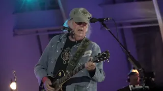 Stephen Stills & Neil Young - For What It's Worth (Willie Nelson 90 Hollywood Bowl)