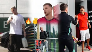 Man United stars join Mason Mount at Carrington training grounds, Erik Ten Hag, Antony,Sancho arrive