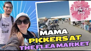 Mama Pickers at the Flea Market