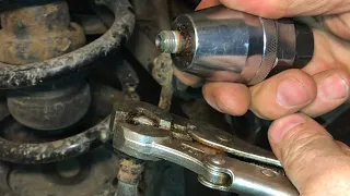 2 methods that REALLY WORK to get brake line fittings off