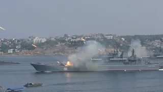 День ВМФ России в Севастополе: туристы недовольны