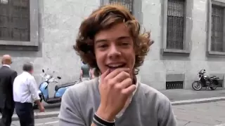 Harry Styles being adorable