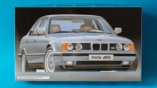 Fujimi 1/24 BMW M5 E34 Model Kit Unboxing And Review