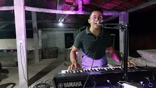 GILDENES ARAÚJO E SEUS TECLADOS-AO VIVO EM SOLIDÃO DE CRUZ CANTANDO AS MELHORES SERESTA