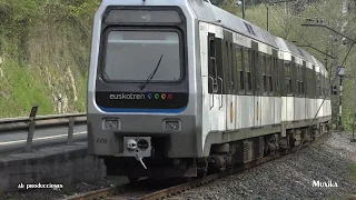 TRENES EUSKOTREN EN TRÁNSITO (UHD 4K).