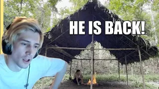 XQC REACTS TO PRIMITIVE TECHNOLOGY: THATCHED WORKSHOP !