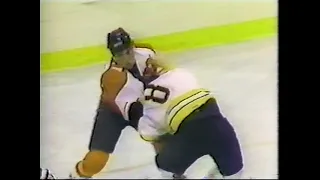 Rick Tocchet vs Cam Neely - Dec 6, 1986