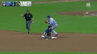 CHI@MIL: Contreras hoses Perez attempting to steal